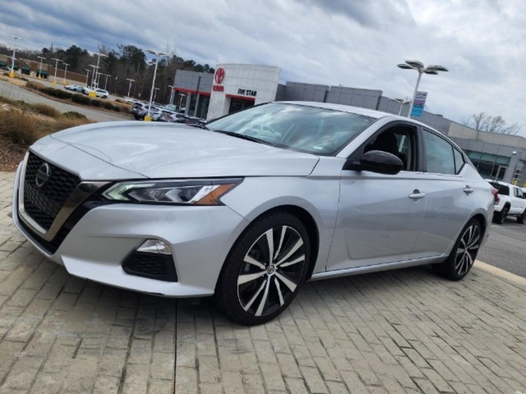 2021 Nissan Altima - $25,000
