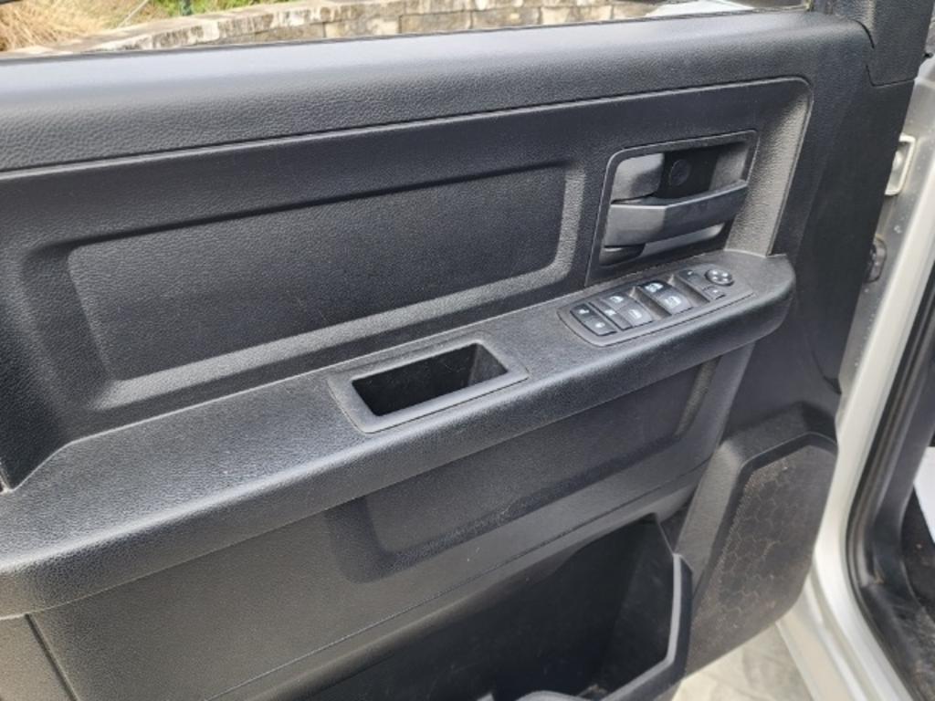 2019 Ram 1500 - $29,000