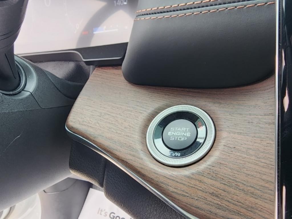 2022 Jeep Cherokee - $57,500