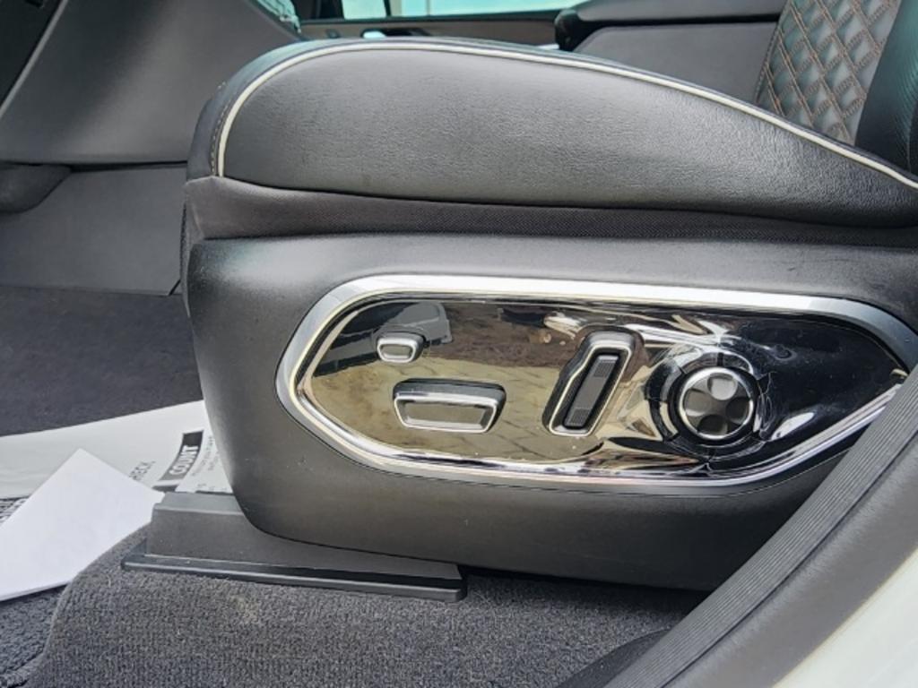 2022 Jeep Cherokee - $57,500