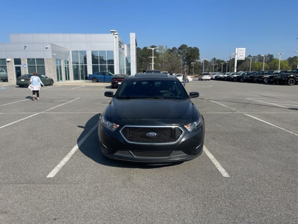 2013 Ford Taurus - $14,000