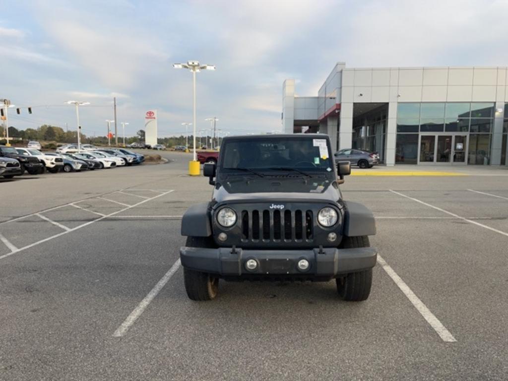 2017 Jeep Wrangler - $29,000