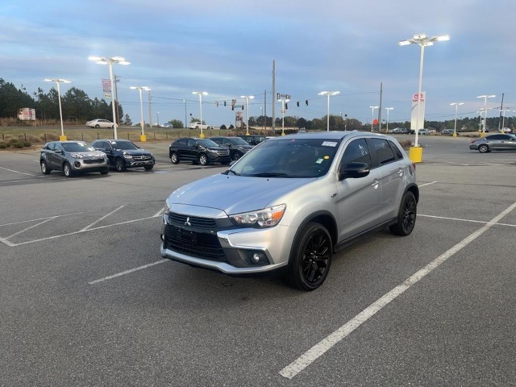 2017 Mitsubishi Outlander - $19,500