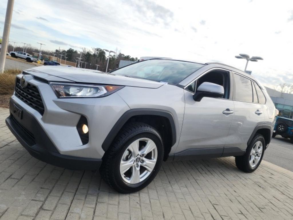 2021 Toyota RAV4 - $25,000