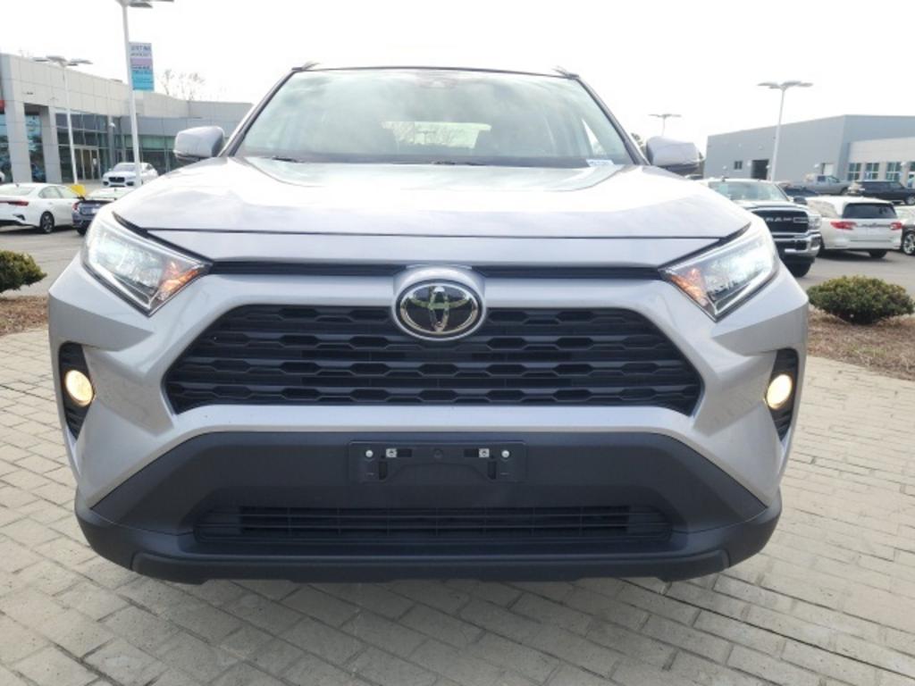 2021 Toyota RAV4 - $25,000