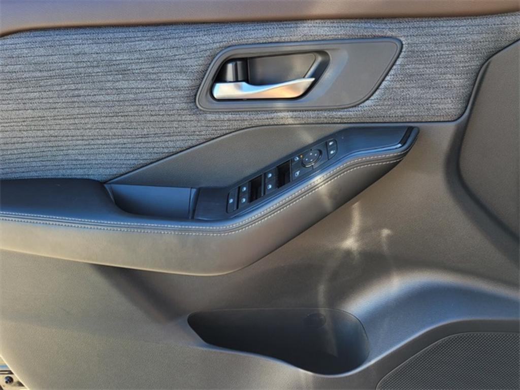 2021 Nissan Rogue - $25,000