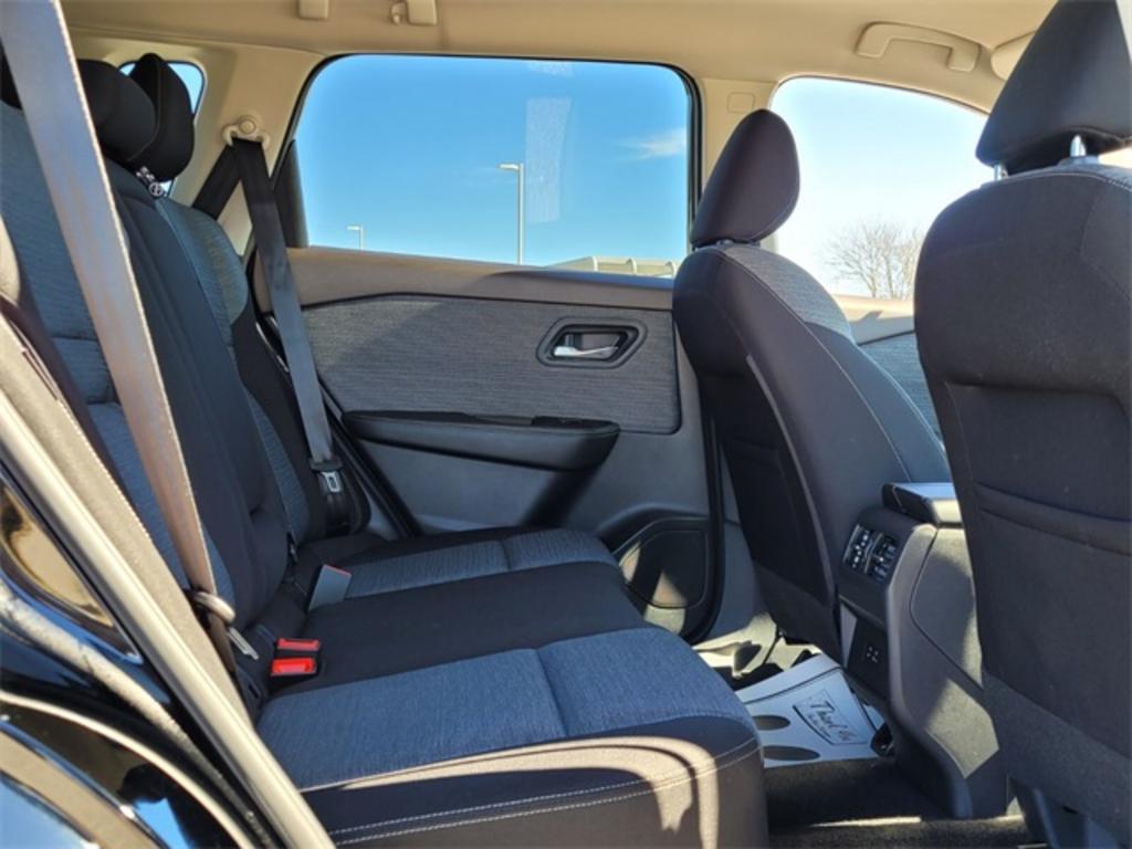 2021 Nissan Rogue - $25,000