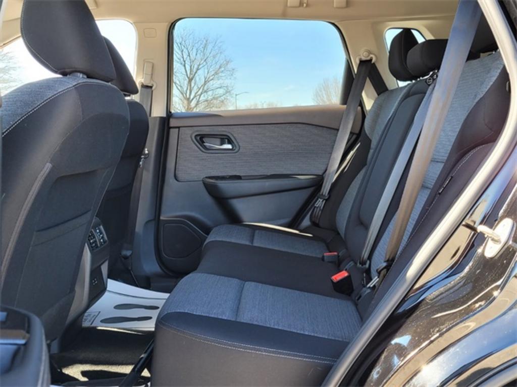 2021 Nissan Rogue - $25,000