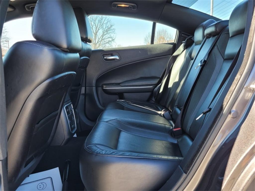 2020 Dodge Charger - $23,000