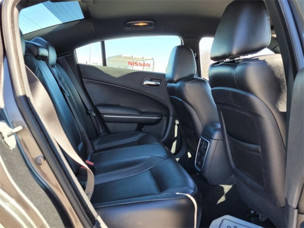 2020 Dodge Charger - $23,000