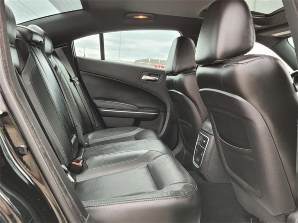 2020 Dodge Charger - $23,000
