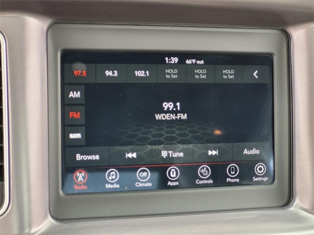 2020 Dodge Charger - $23,000