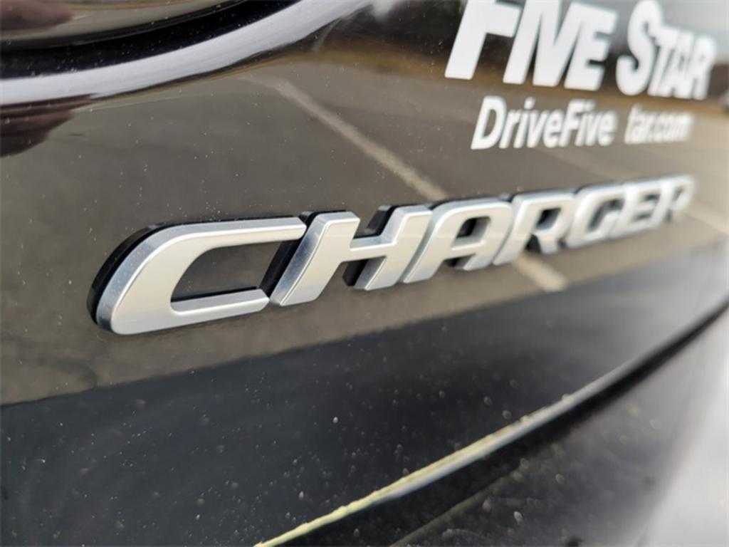 2020 Dodge Charger - $23,000