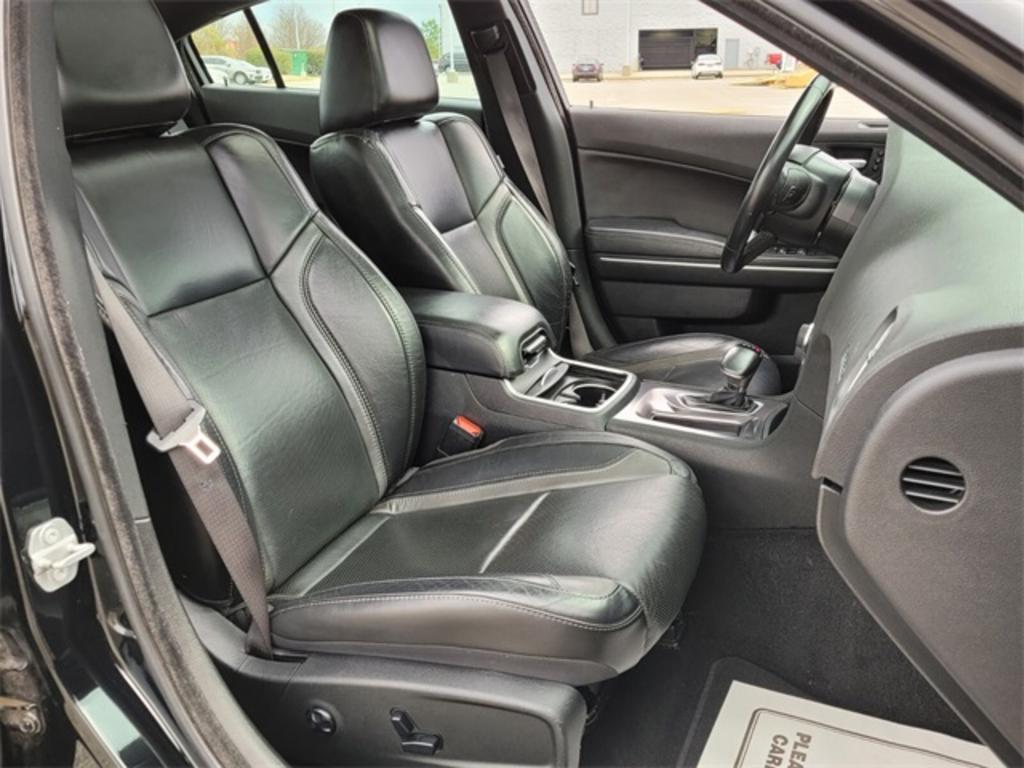 2020 Dodge Charger - $23,000