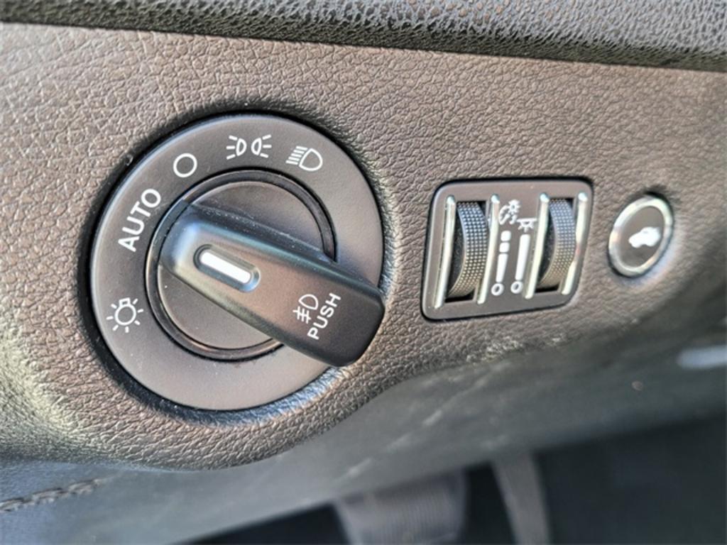 2019 Dodge Charger - $24,000