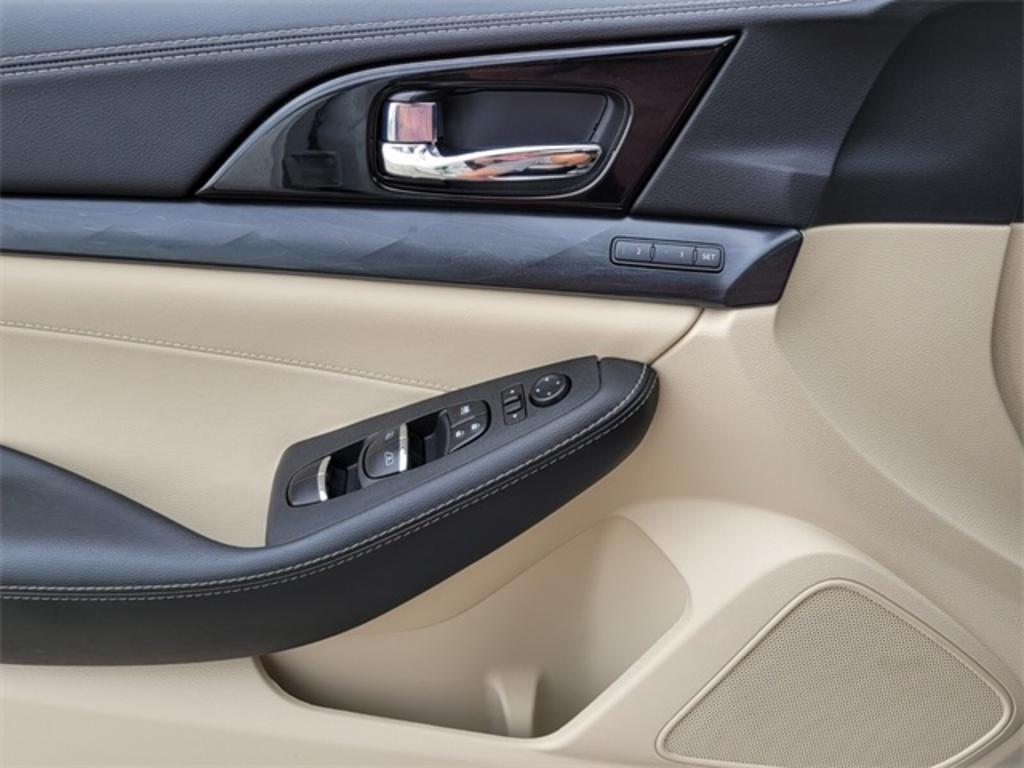 2021 Nissan Maxima - $36,000