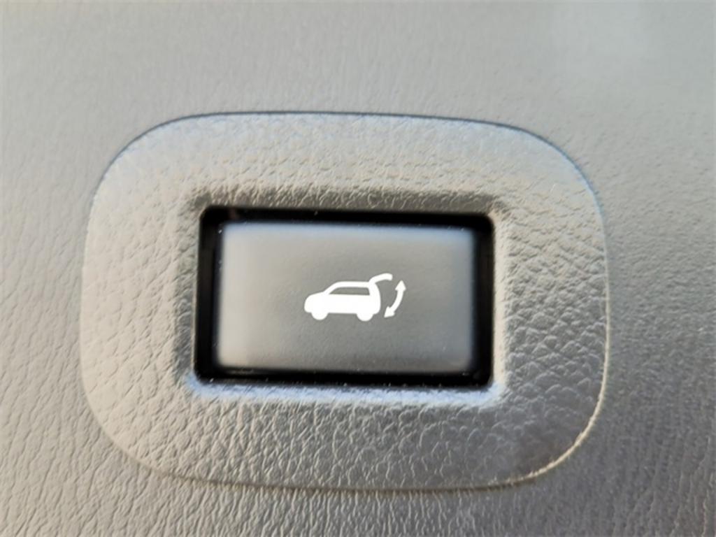 2020 Nissan Armada - $29,500