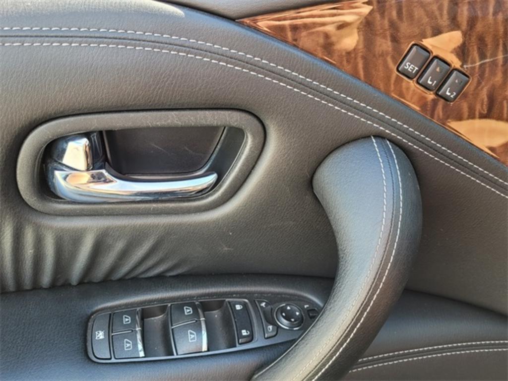 2020 Nissan Armada - $29,500