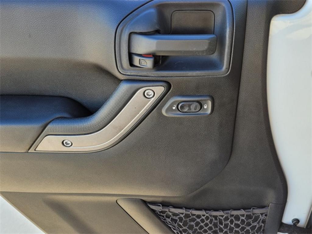 2014 Jeep Wrangler - $21,500