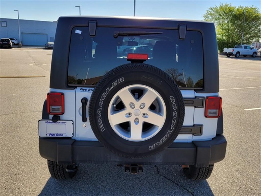 2014 Jeep Wrangler - $21,500