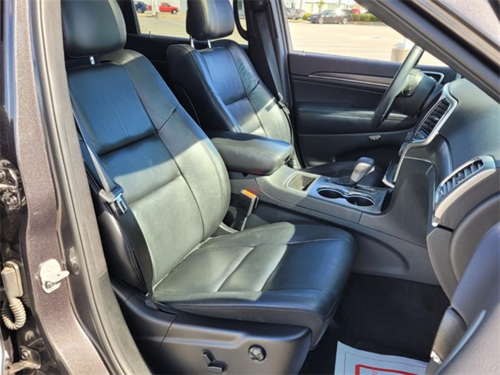 2018 Jeep Cherokee - $25,000