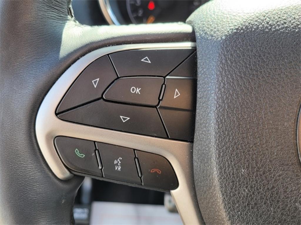 2018 Jeep Cherokee - $25,000