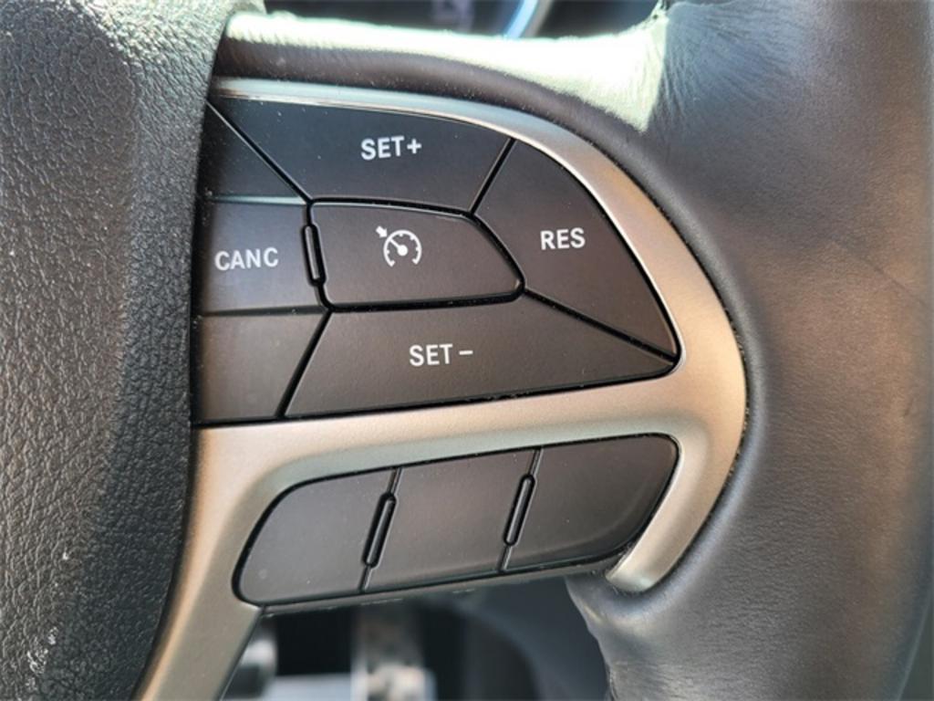 2018 Jeep Cherokee - $25,000