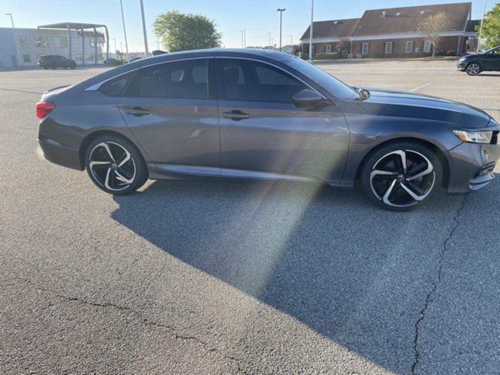 2019 Honda Accord - $25,500