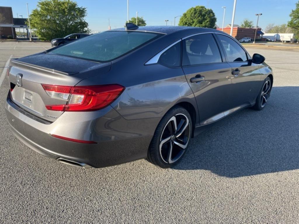 2019 Honda Accord - $25,500