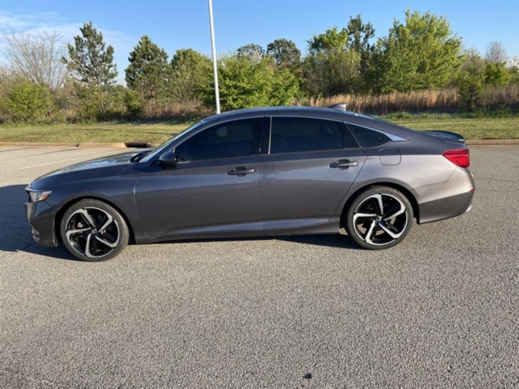 2019 Honda Accord - $25,500