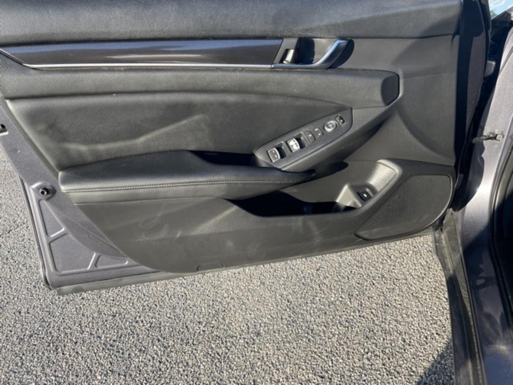 2019 Honda Accord - $25,500