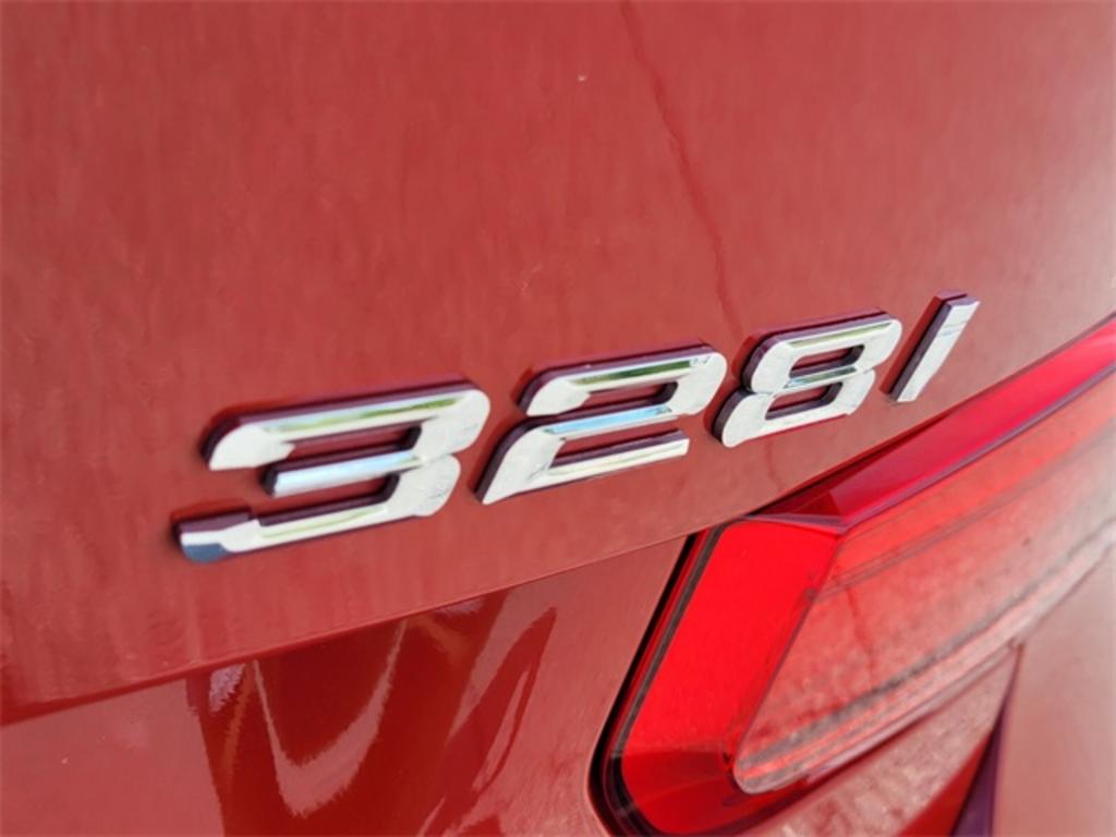 2016 BMW 3-Series 328i photo