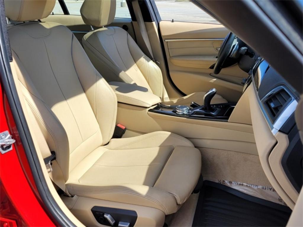 2016 BMW 3-Series 328i photo
