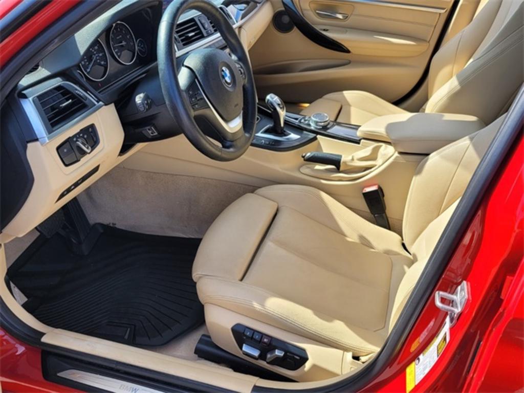 2016 BMW 3-Series 328i photo