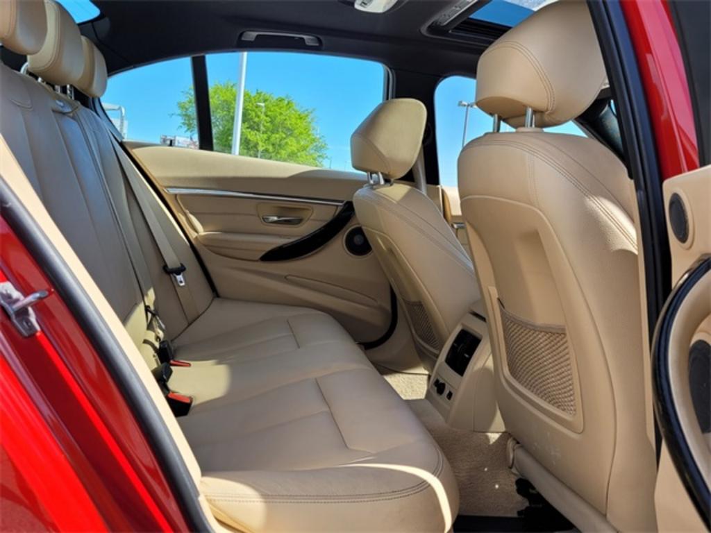 2016 BMW 3-Series 328i photo