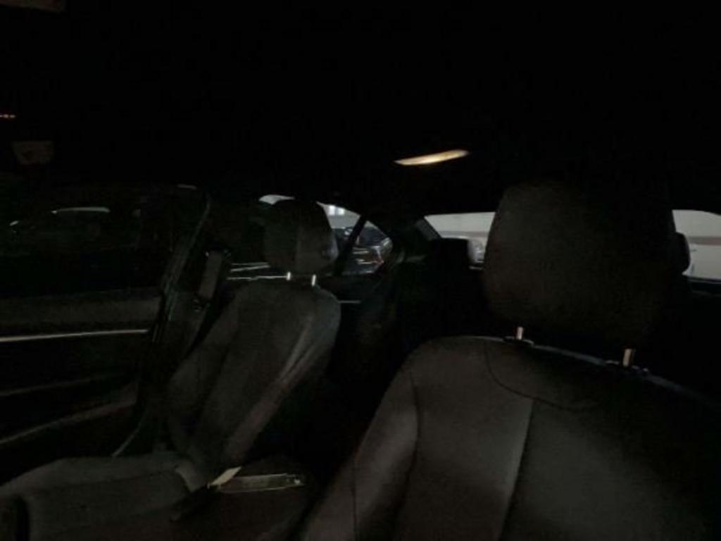 2017 BMW 3-Series 330i photo