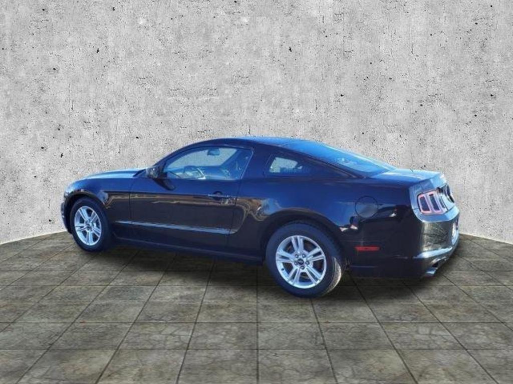 2014 Ford Mustang - $17,000