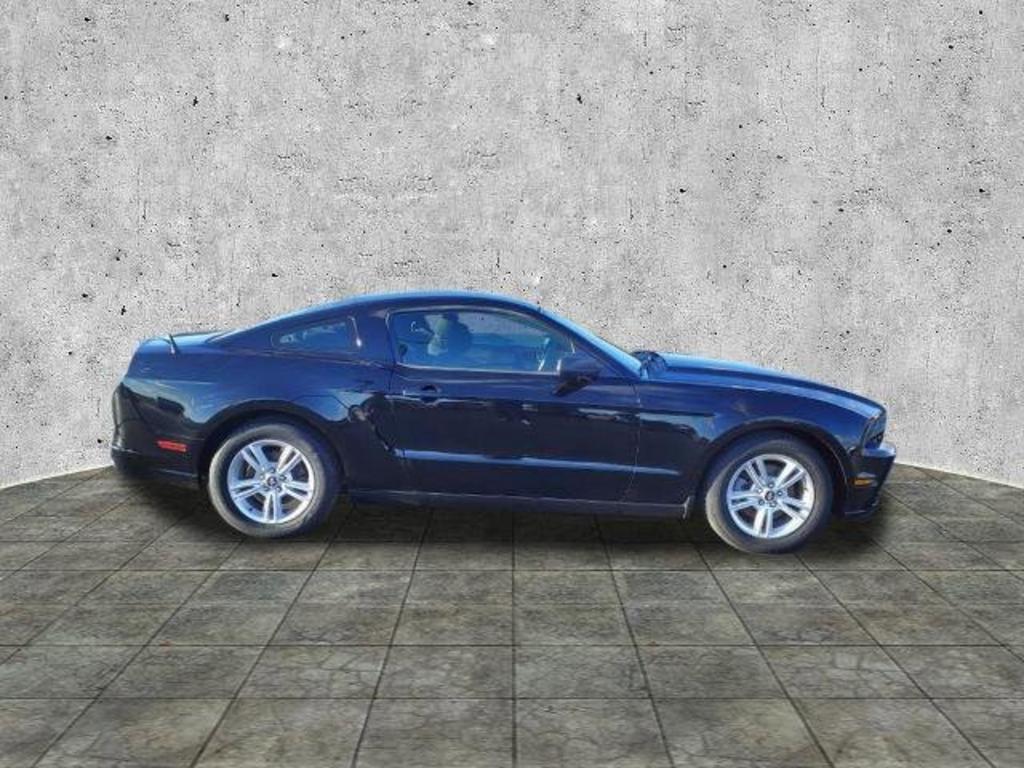 2014 Ford Mustang - $17,000