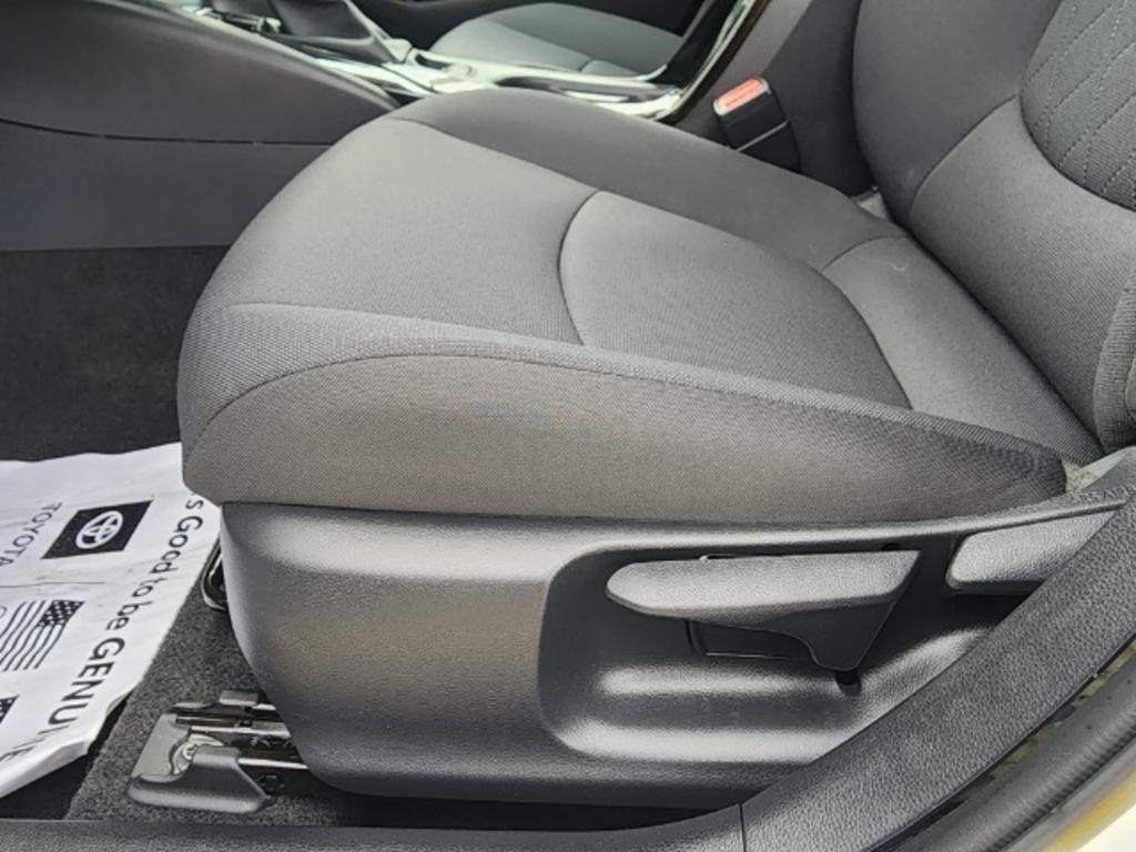 2022 Toyota Corolla - $23,500