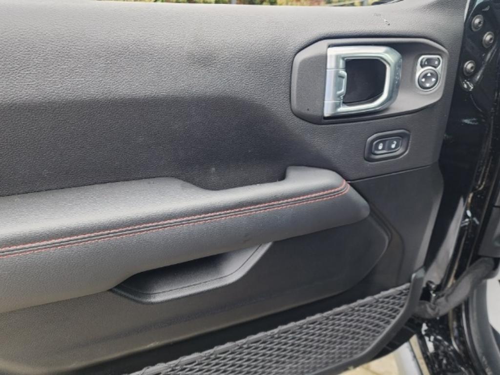 2022 Jeep Wrangler - $48,000
