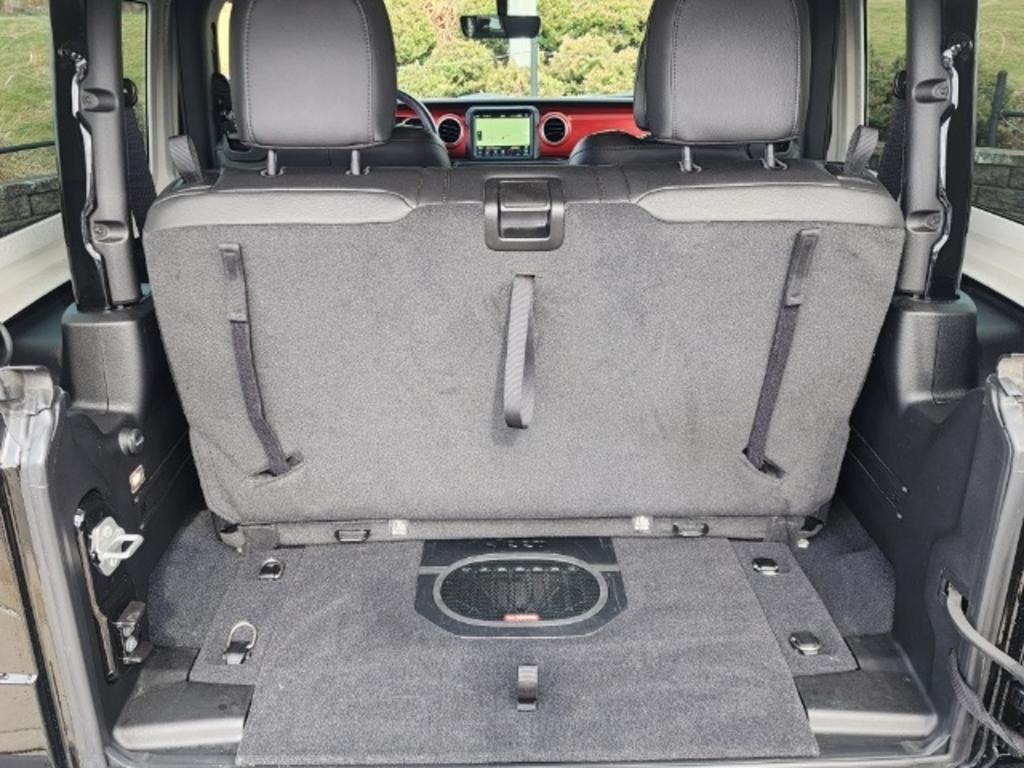 2022 Jeep Wrangler - $48,000