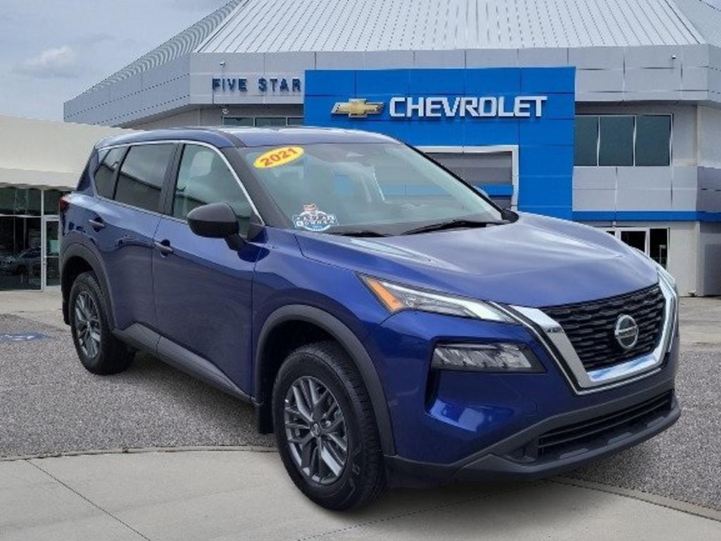 2021 Nissan Rogue - $26,000