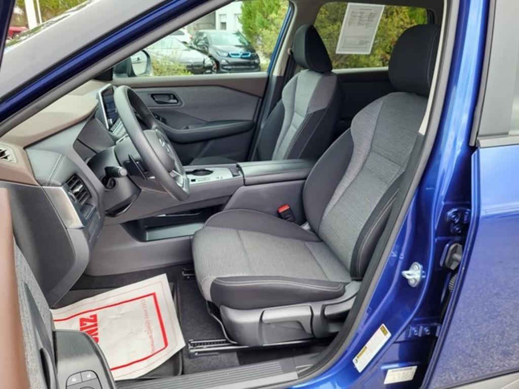 2021 Nissan Rogue - $26,000