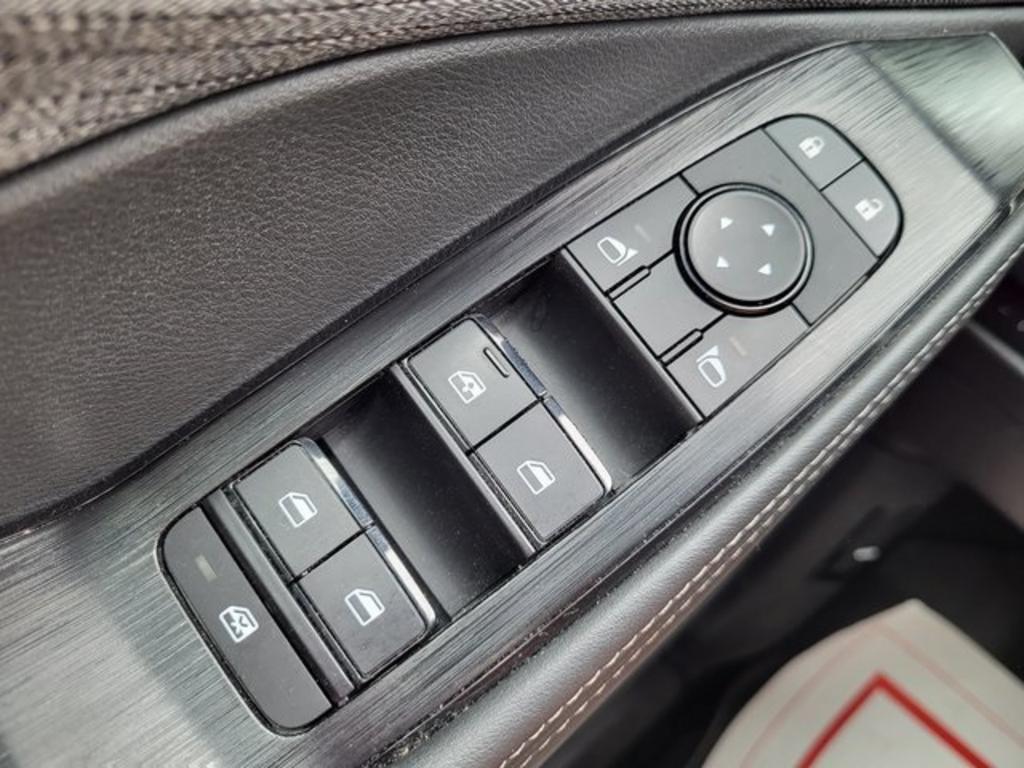 2021 Nissan Rogue - $26,000