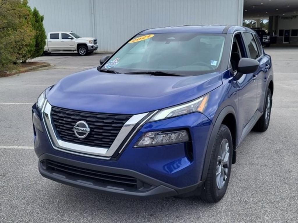2021 Nissan Rogue - $26,000