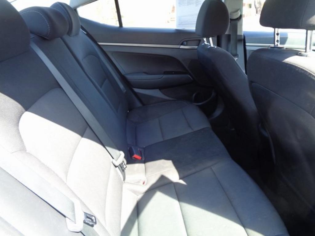 2018 Hyundai Elantra - $11,000
