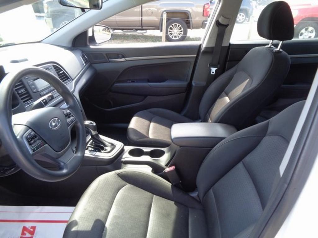 2018 Hyundai Elantra - $11,000
