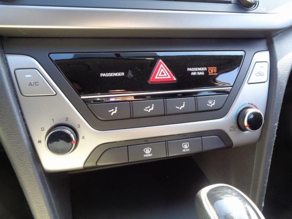 2018 Hyundai Elantra - $11,000