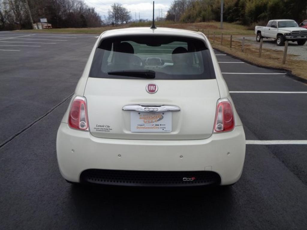 2016 FIAT 500 - $11,000