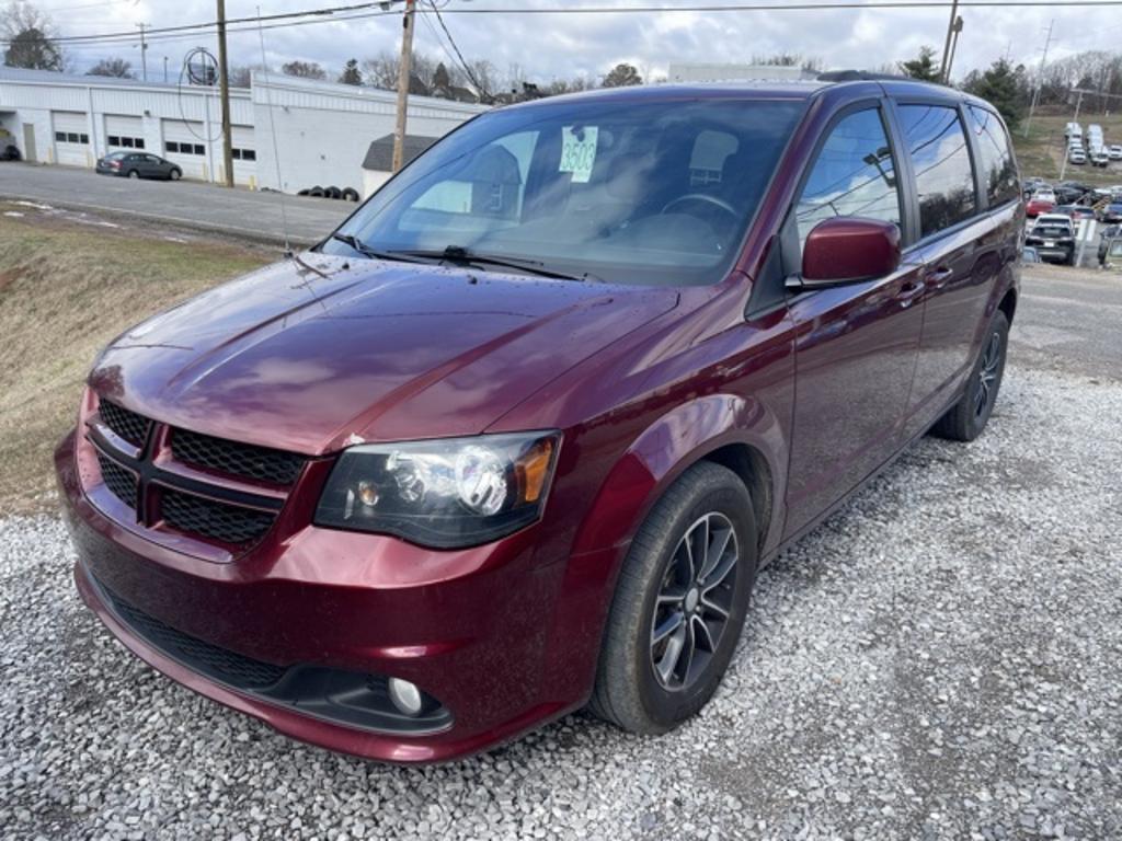 2018 Dodge Grand Caravan - $13,500